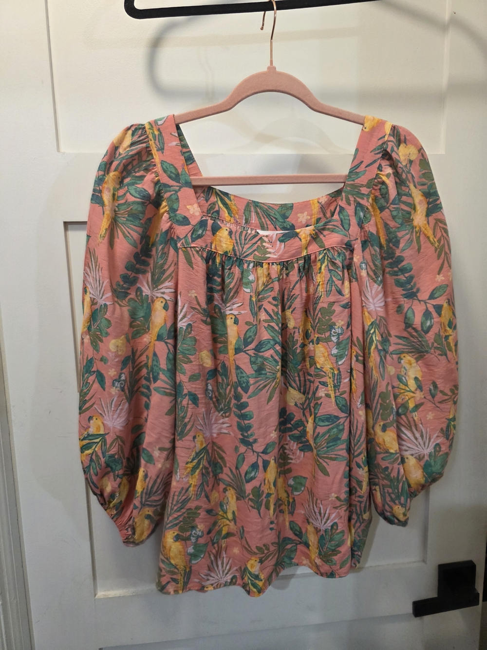 LC Lauren Conrad Pink Tropical Parrot Puff Sleeve Blouse PXXL